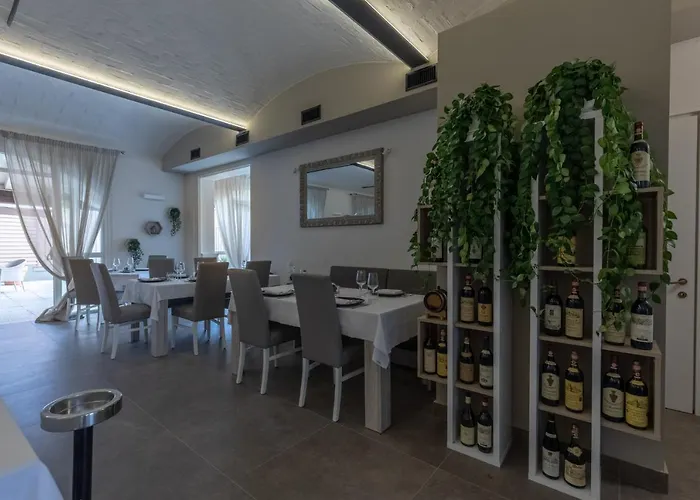 Petra فندق Novellara